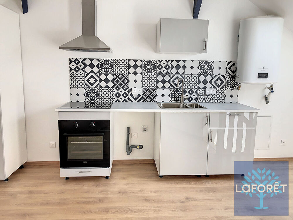 Location Appartement APPARTEMENT - 2 PIÈCES - DUPLEX - 91740 - PUSSAY Pussay
