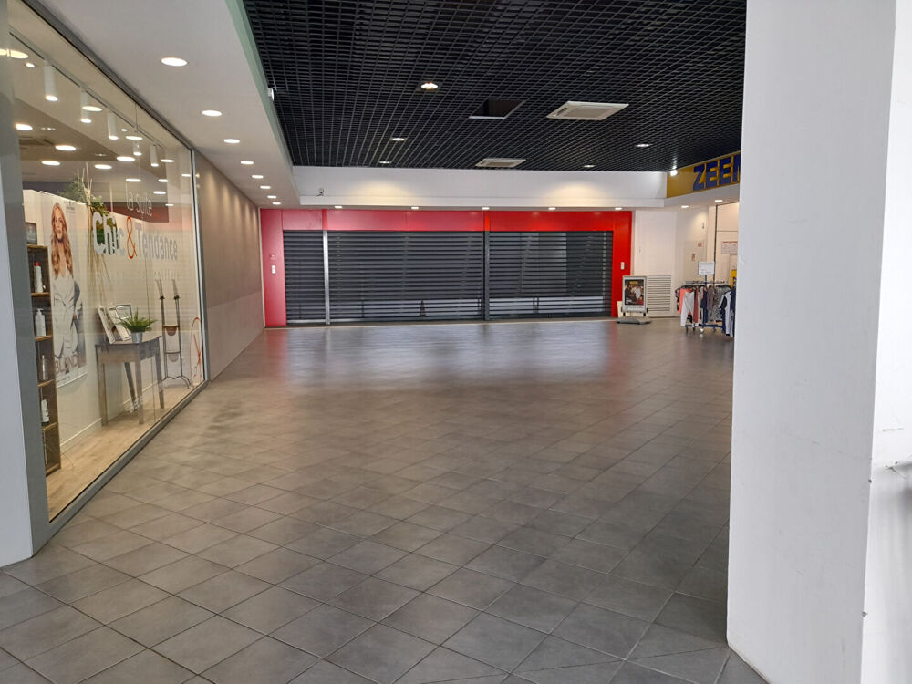   Locaux commerciaux centre Roanne