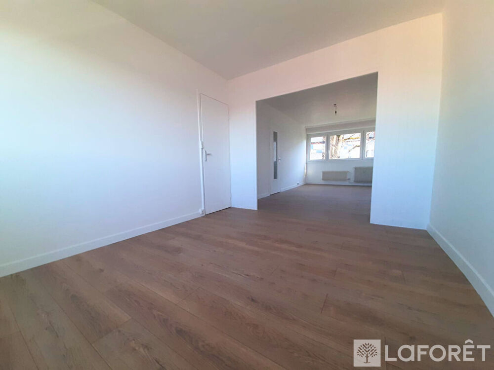 Vente Appartement Appartement Seloncourt 5 pièce(s) 83.65 m2 Seloncourt