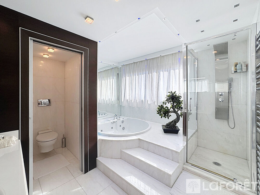 � vendre  Maison Roquebrune-Cap-Martin (06190)