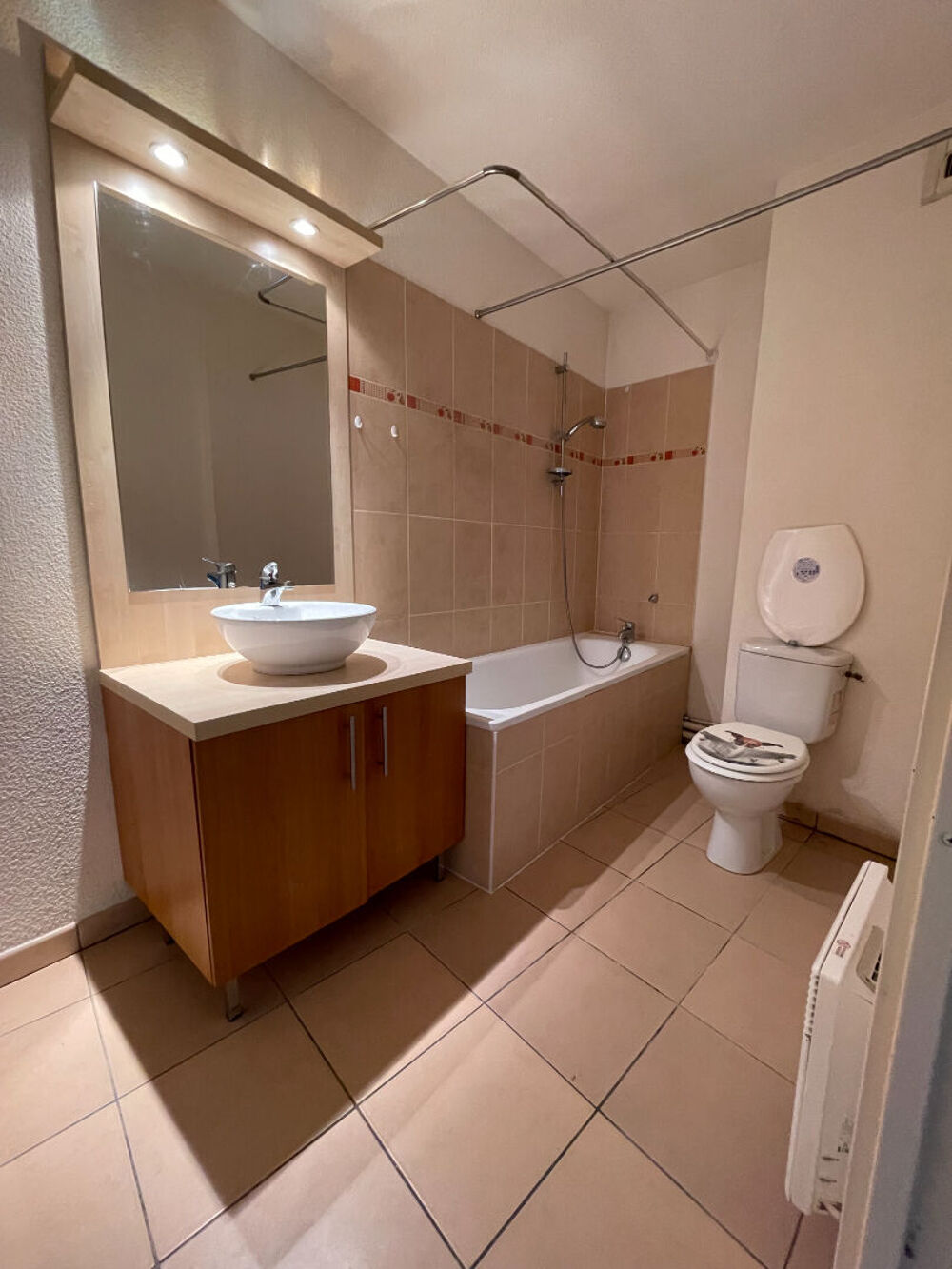 STUDIO 26M²- Gond Pontouvre