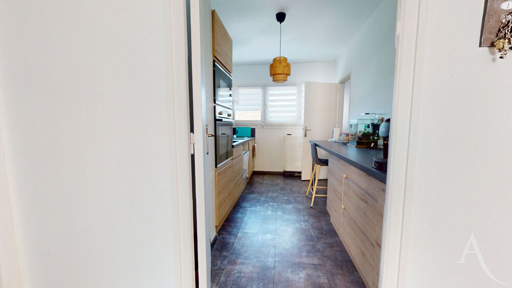 APPARTEMENT T4 A LE PONT DE CLAIX