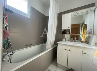  Maison à louer 4 pièces 82 m²