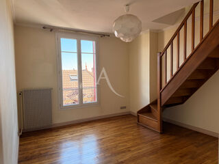  Appartement à louer 3 pièces 52 m²