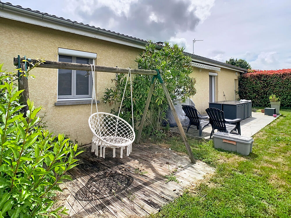 Villa de plain-pied, 4 chambres - 01190 CHAVANNES SUR REYSSOUZE