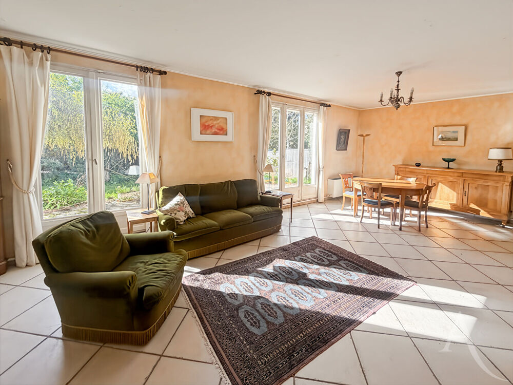 Maison Sainte Geneviève Des Bois 8 pièces 166m2 - Vie de plain-pied