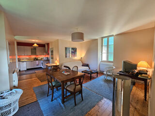  Villa � vendre 15 + pi�ces 616 m�