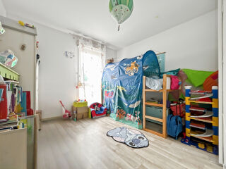  Appartement  vendre 4 pices 81 m