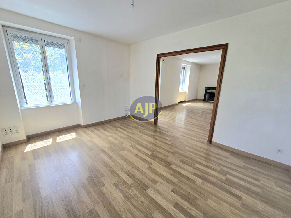 Vente Maison Maison Bourg 9 pièces 199m2, 1580 m² terrain Guemene penfao