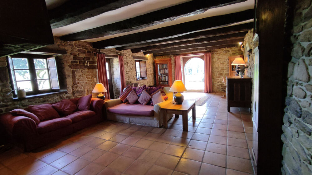 Vente Maison MORBIHAN, Melrand, Magnifique maison, toit de chaume, trois chambres et terrain Melrand