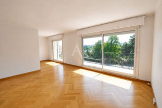  Appartement à louer 5 pièces 90 m² Chatou