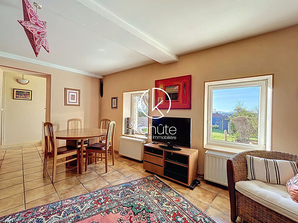 Vente Appartement Maison de 120m2 située sur la commune de Saint Didier Au Mont D'Or, 4 pièce(s) , 3 chambres, jardin privatif et place de station Saint didier au mont d or