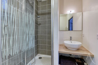  Immeuble � vendre 7 pi�ces 124 m�