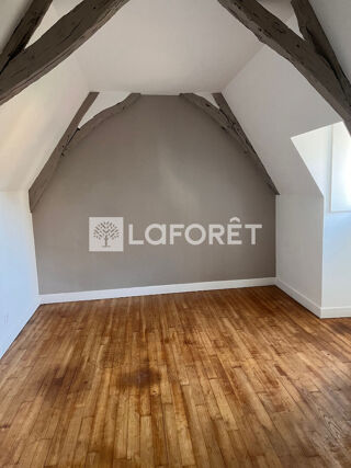  Appartement à louer 3 pièces 55 m²