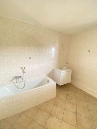  Appartement  vendre 3 pices 64 m
