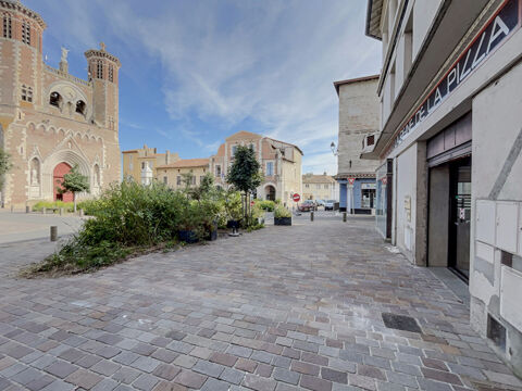   Local commercial Cazères Centre-ville 