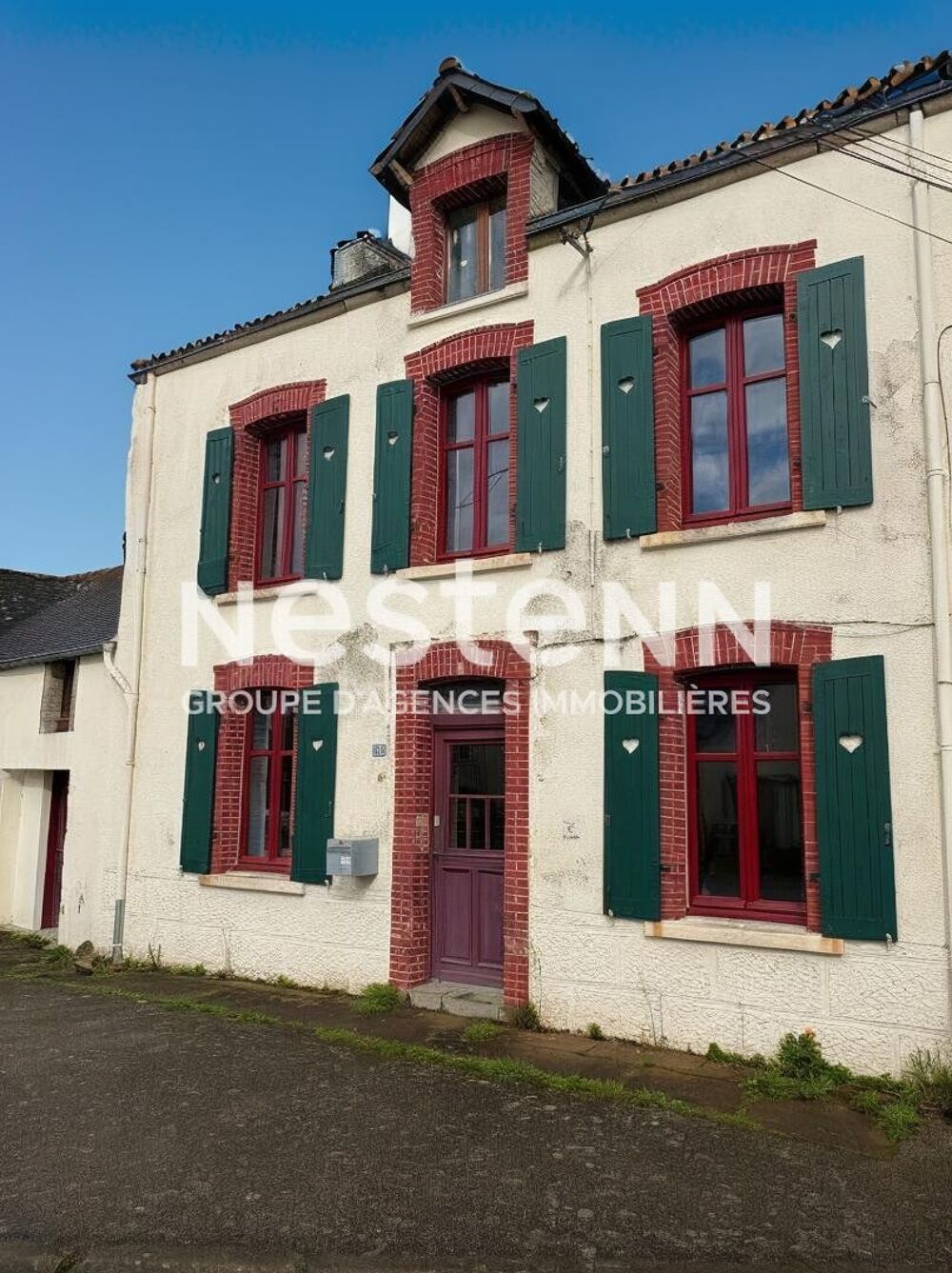 Maison de caractère à rénover - Fort potentiel au coeur de Malansac