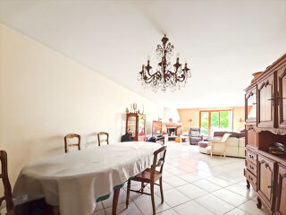  Maison à vendre 6 pièces 179 m²