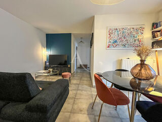  Appartement à louer 3 pièces 60 m²