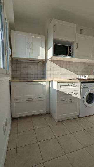  Appartement à louer 1 pièce 27 m²