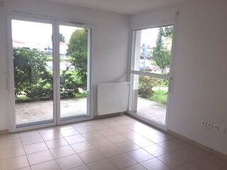  Appartement à louer 3 pièces 1 m²
