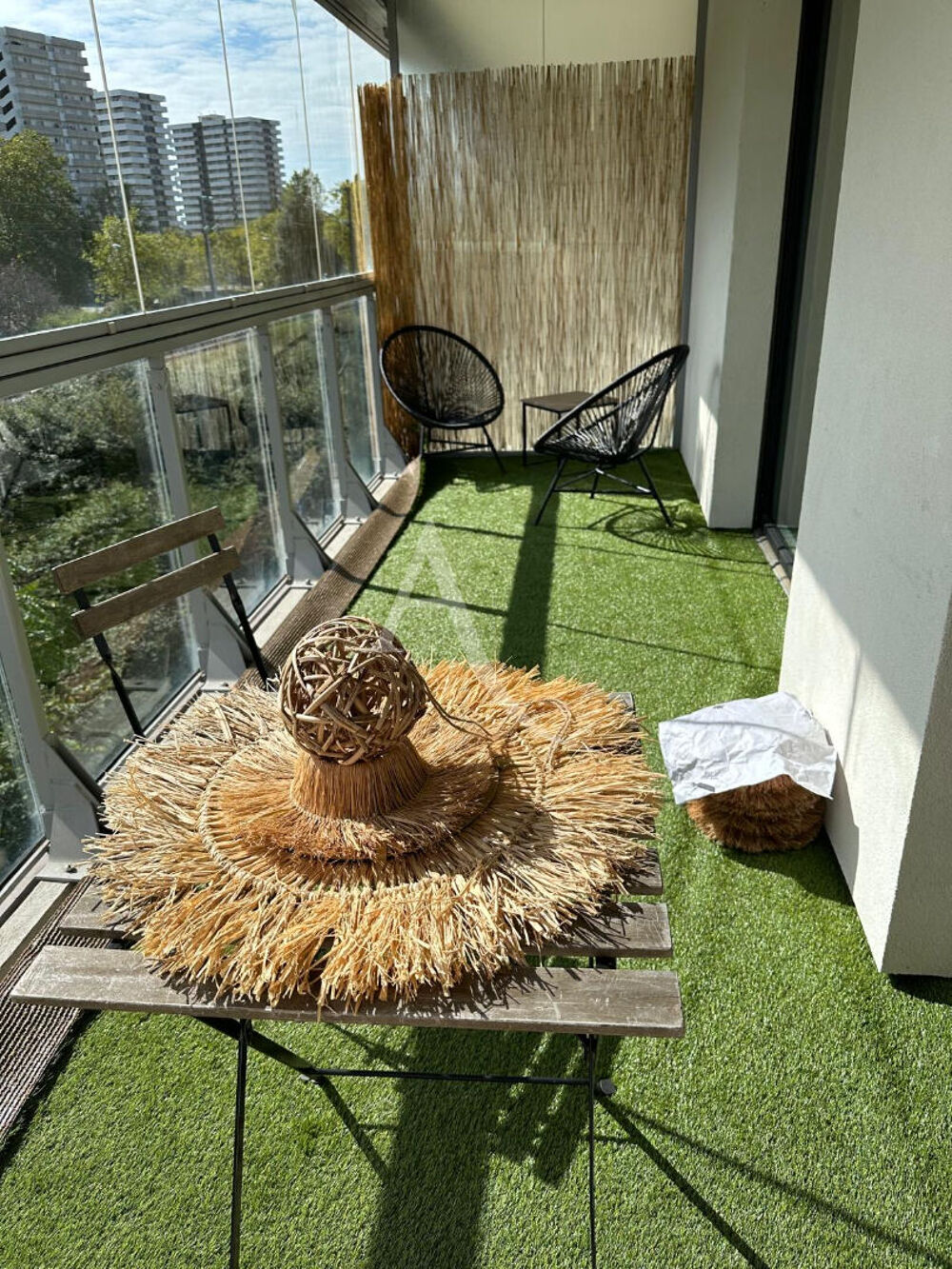 Vente Appartement Île de Nantes, emplacement idéal pour ce charmant T3 avec terrasse et stationnement sécurisé Nantes
