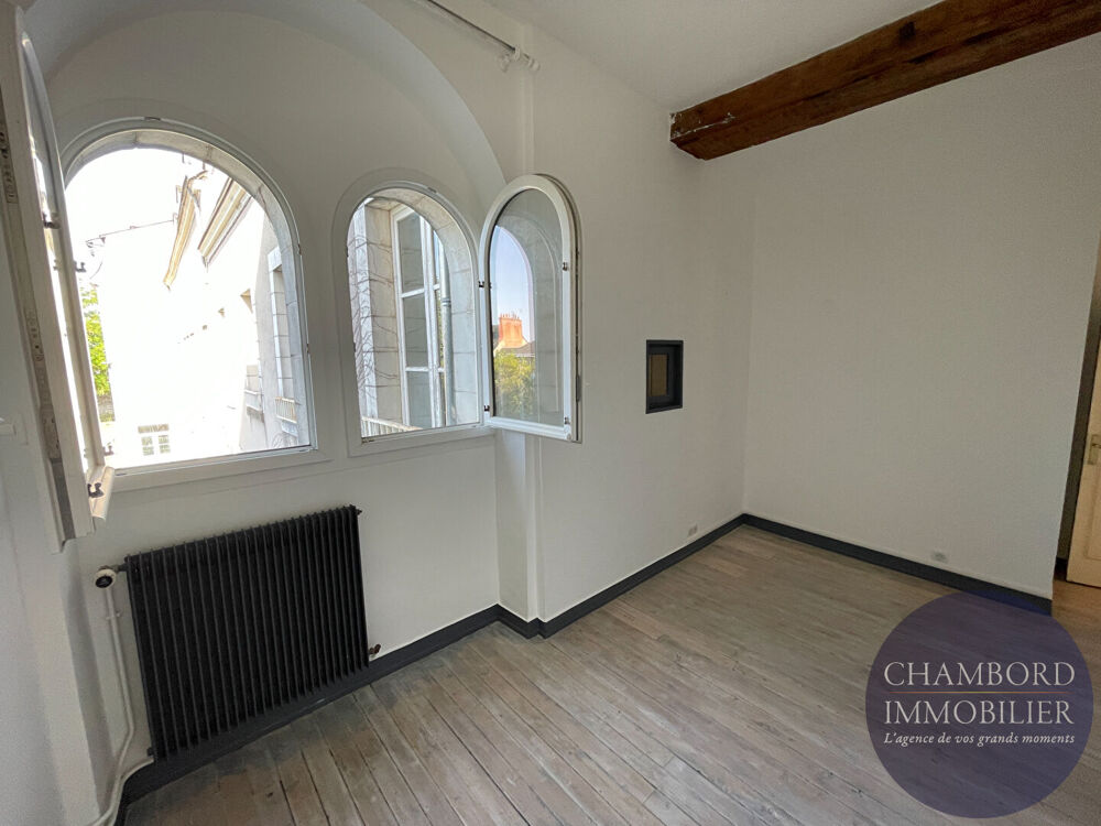 Vente Appartement BLOIS  rue Franciade  - Appartement de caractère 124 m² avec parking Blois