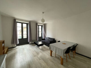  Appartement à louer 2 pièces 37 m²