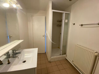  Appartement à louer 2 pièces 