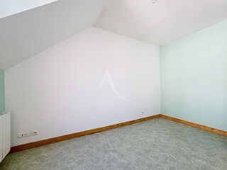  Appartement à louer 3 pièces 53 m²