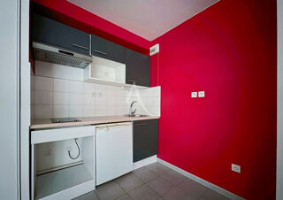  Appartement à louer 2 pièces 45 m²