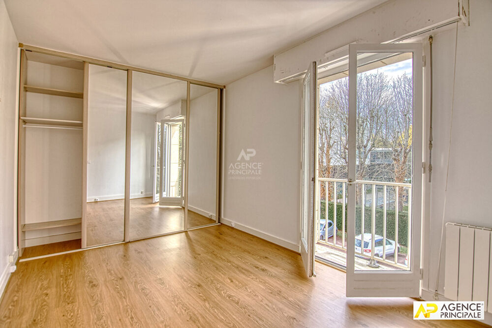 � vendre  Appartement Versailles (78000)