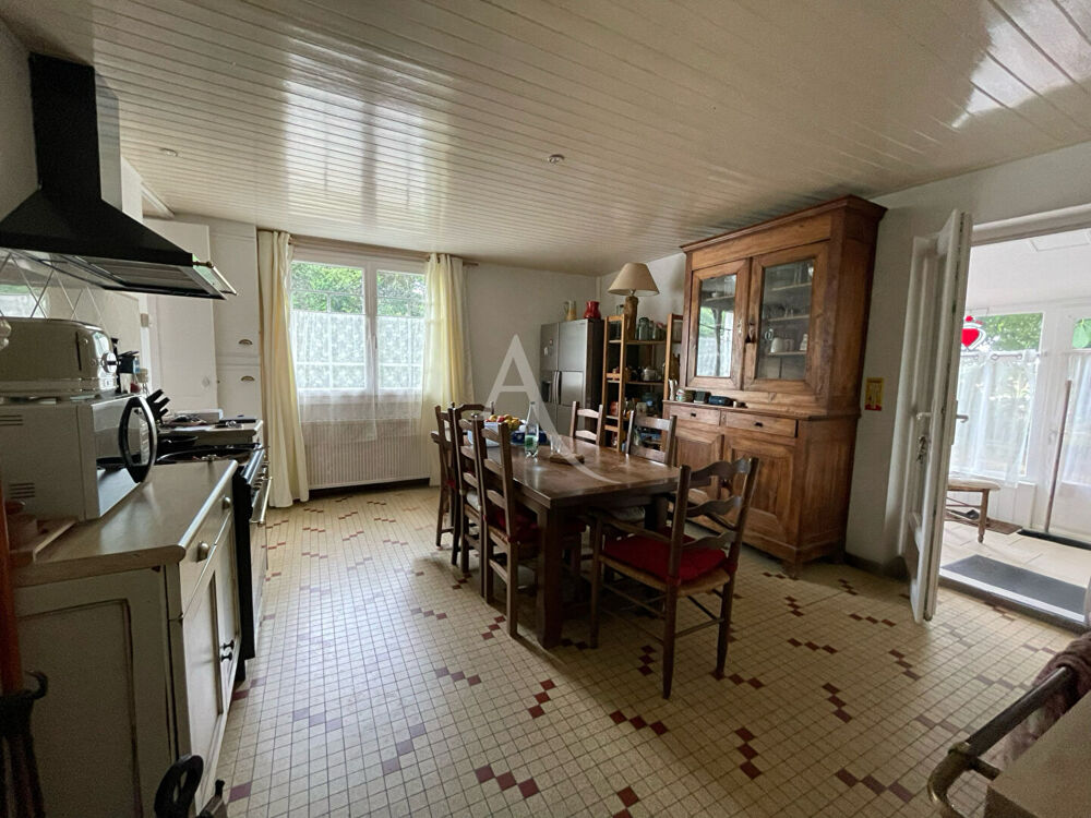 Maison Le Bernard 7 pièce(s)