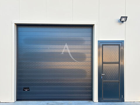 Entrep&ocirc;t de 84,82m2 PERIGNY SUR YERRES 800 94520 Perigny sur yerres