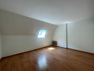 Appartement à louer 2 pièces 57 m²