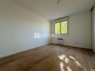  Appartement à louer 2 pièces 55 m²