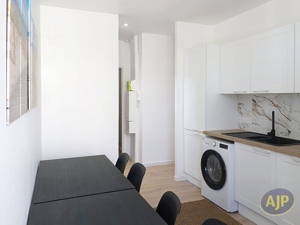 Location Appartement Chambre meublée avec salle d'eau privative 12.31m2 Saint nazaire