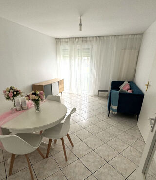  Appartement � louer 4 pi�ces 81 m�