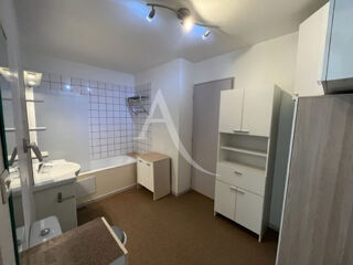 Appartement à louer 1 pièce 35 m²