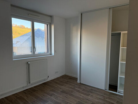  Appartement  louer 4 pices 80 m