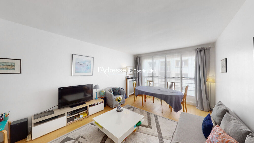 Location Appartement Mairie du 15ème : 4 pièces, 80.3m2 + terrasse de 5.27 m2 Paris 15