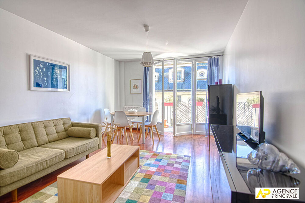 Vente Appartement Versailles Notre-Dame Les Prés - Appartement 3 pièces 55.49 m² carrez situé au 2ème étage  avec balcon, cave et parking Versailles