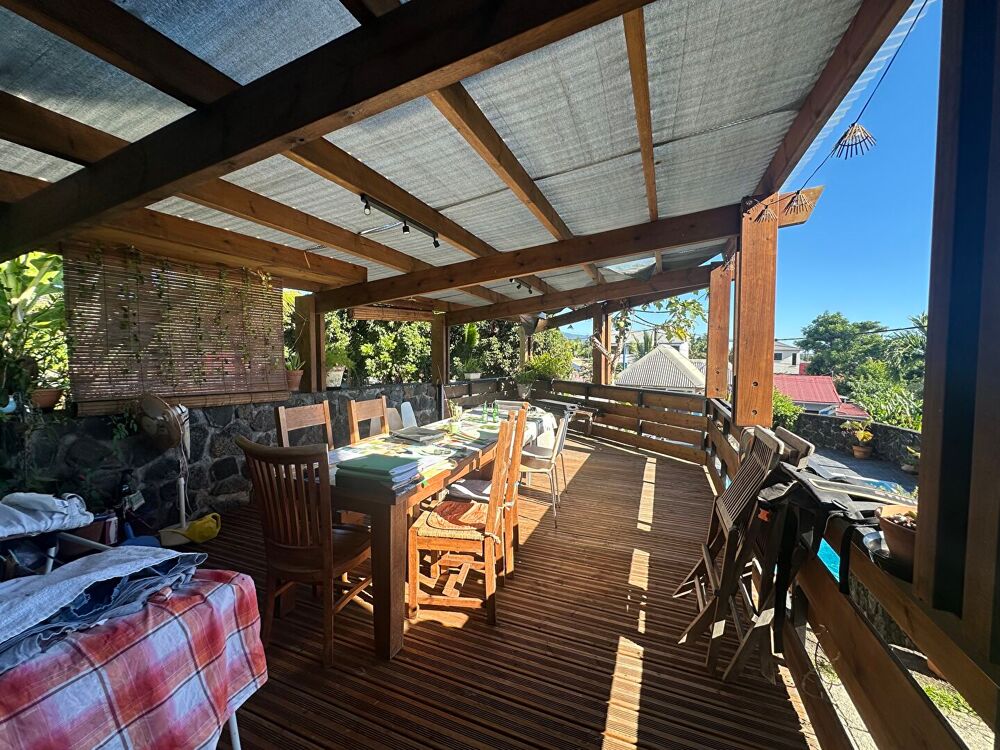 Vente Maison Villa de standing 4 pièces avec vue mer, piscine et dépendance à Saint-Benoît Saint benoit