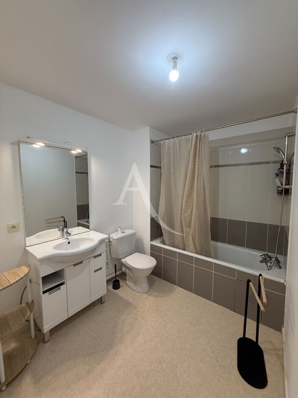Location Appartement Appartement meublé La Roche Sur Yon 2 pièce(s) 46.52 m2 La roche sur yon