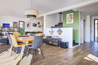  Maison � vendre 8 pi�ces 198 m�