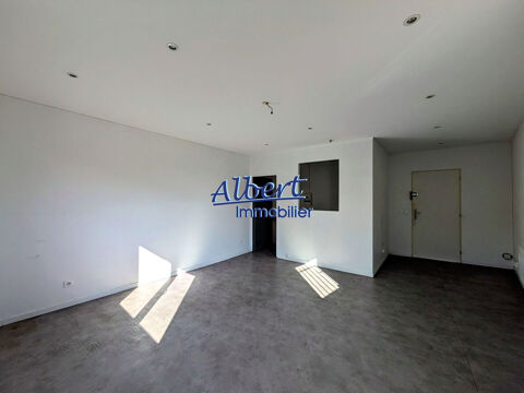   LOCAL PROFESSIONNEL ET  COMMERCIAL - OLLIOULES - 30 m2 