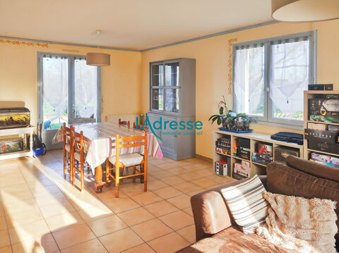   Maison sur demi sous-sol Maison - 5 pi�ce(s) - 125 m�