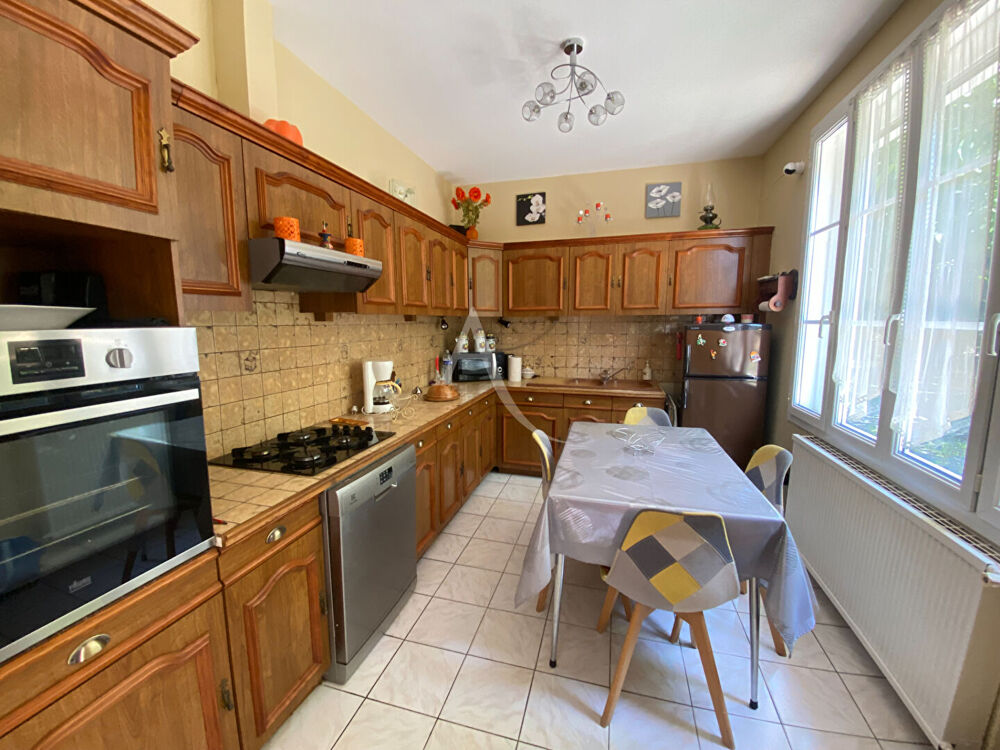 Vente Maison Maison Rochefort 4 pièce(s) 126.33 m2 Rochefort
