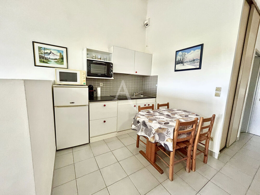 Location Appartement À louer meublé - Studio avec terrasse - 21.88 m² - 1er étage Balaruc les bains