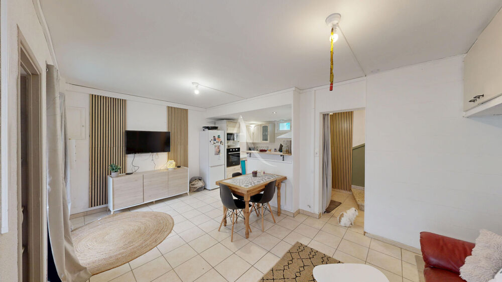 Vente Maison MAISON DE VILLAGE AVEC TERRASSE ET BALCON DANS LA MONTAGNE NOIRE Saint denis